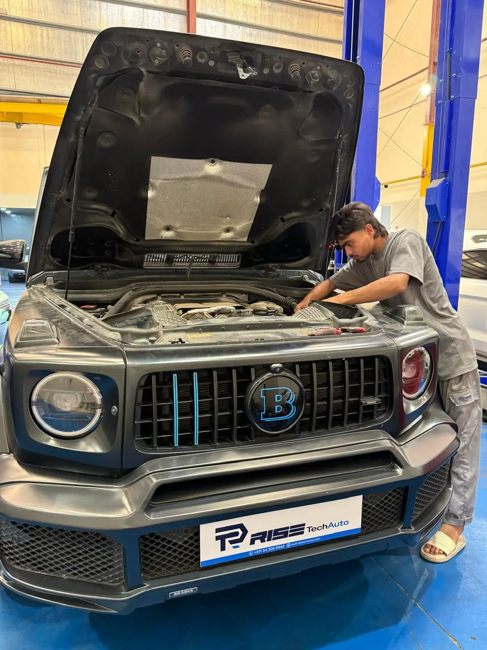 Blog 50 Why Does My Car Overheat in Dubai? Causes and What to Do